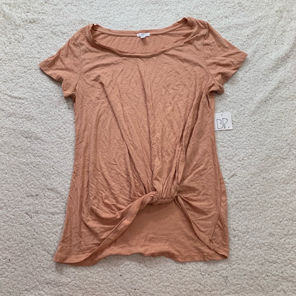 Nwot bp twist front tee tan cork H medium - Picture 2 of 5